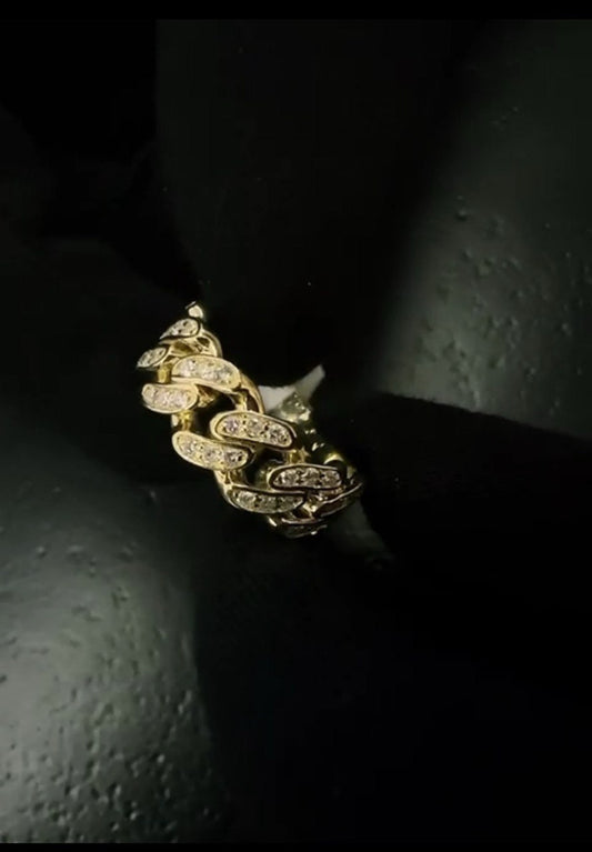 Dominus ring
